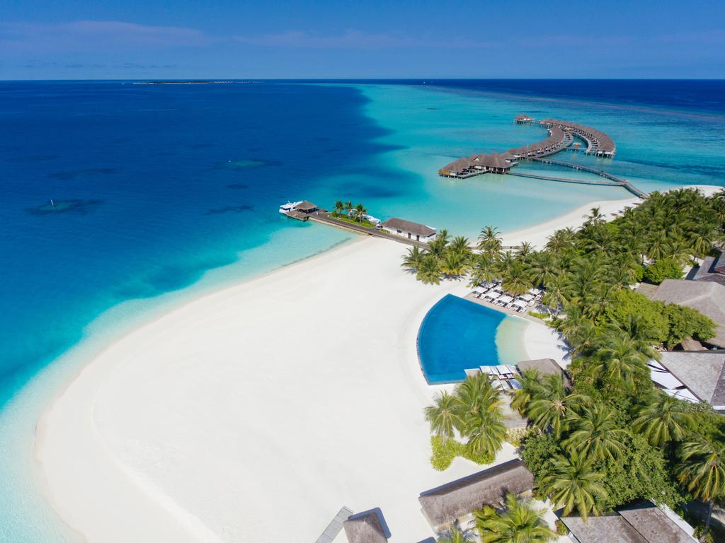 Velassaru Island during ruination